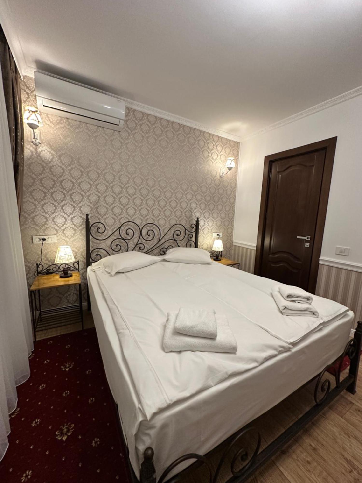 Cathedral Plaza Residences Bucarest Exterior foto